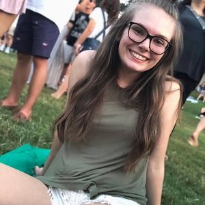 Meet your Posher, Savannah